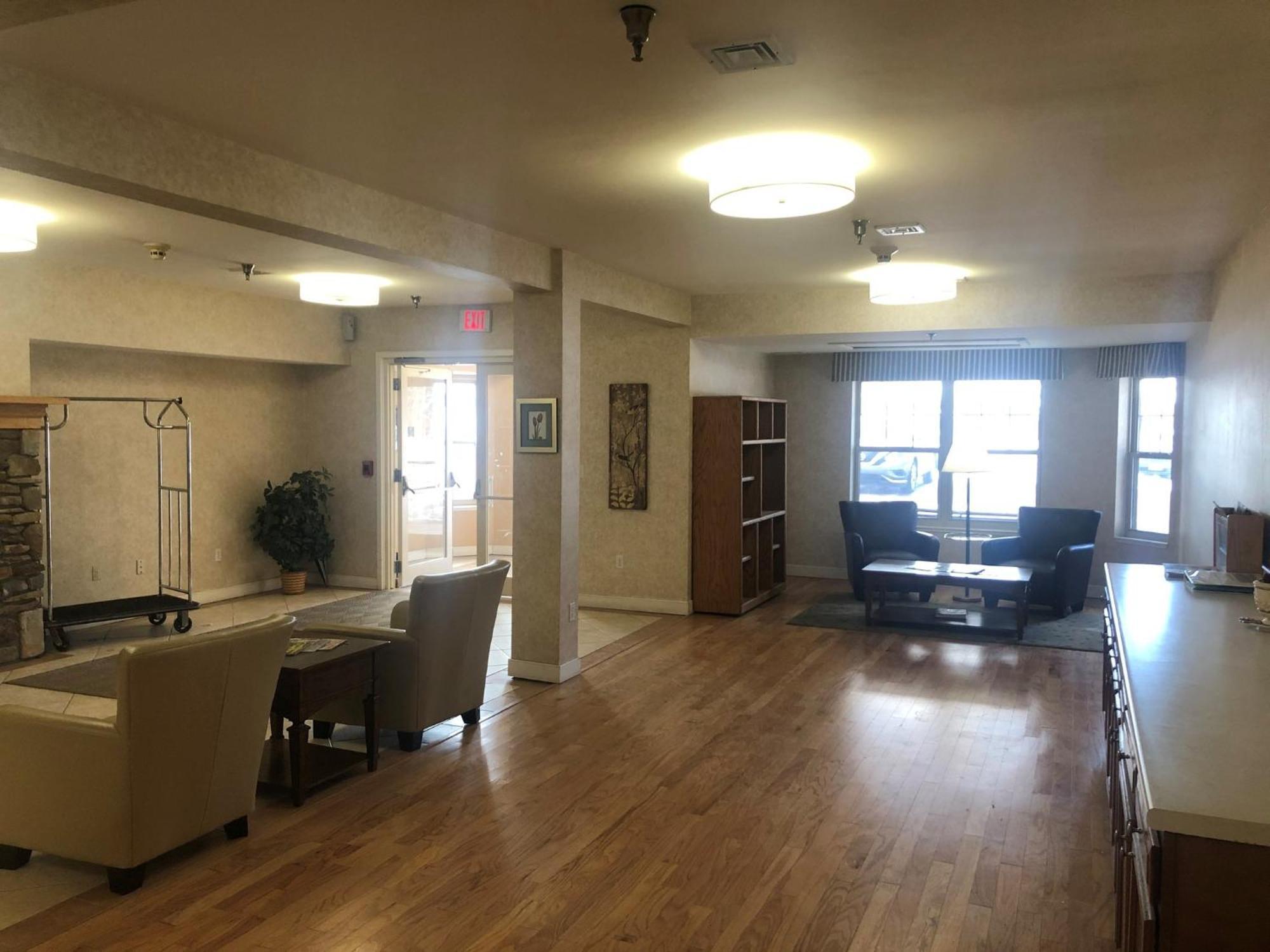 Smart Suites On The Hill South Burlington Ngoại thất bức ảnh
