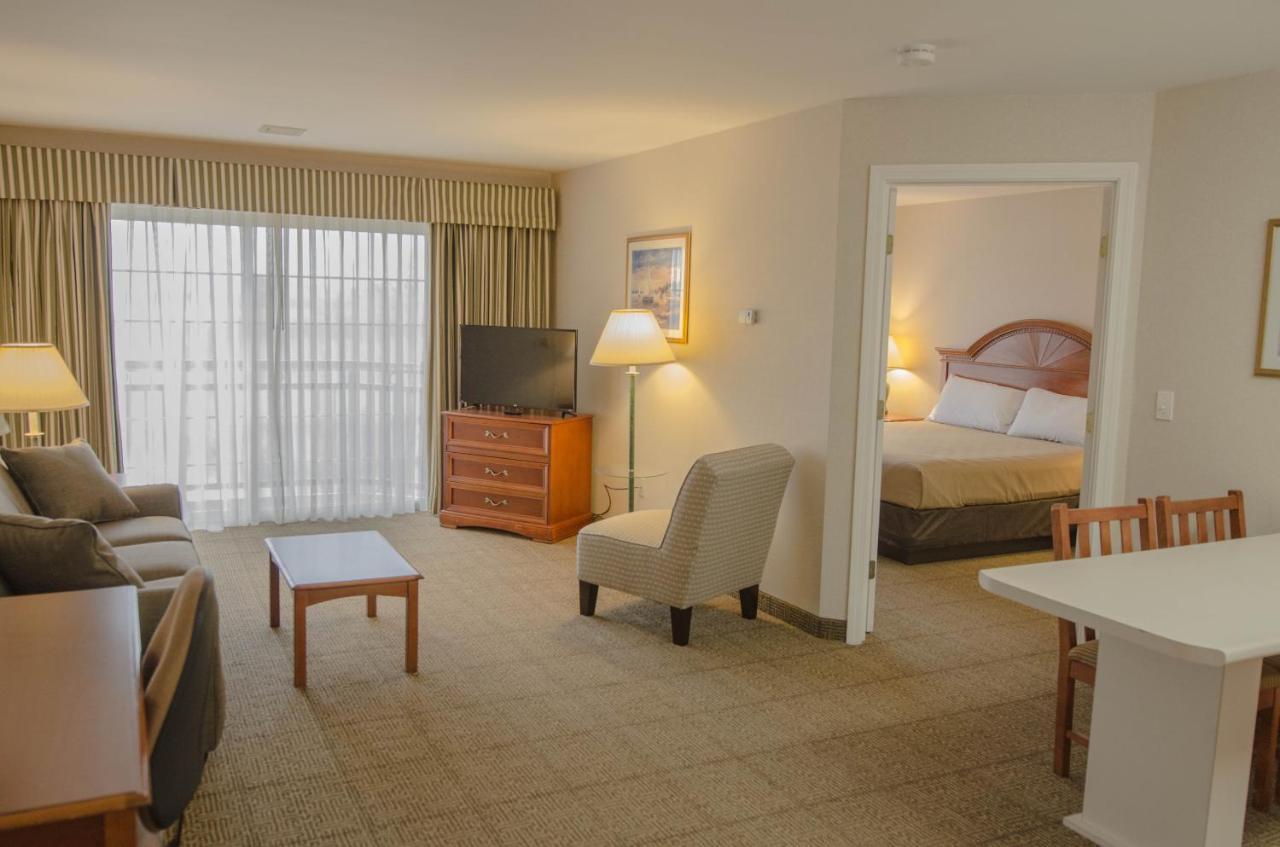 Smart Suites On The Hill South Burlington Ngoại thất bức ảnh